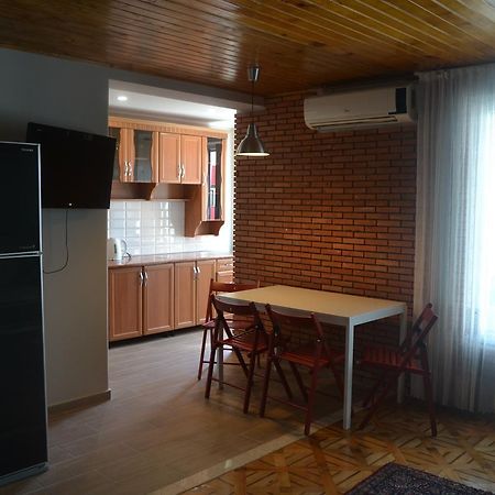 Gorgiladze 66-58 Apartment Batumi Bagian luar foto
